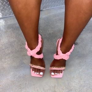 Pink open toe Gold accent chain Heel